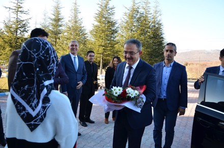 AYAY Bölümü Bahar Yarıyılı Akademik Açılış Dersini Sayın Rektörümüz Yaptı